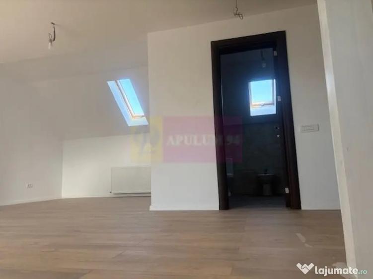 Casă cu 5 camere cu Teren 410 Mp în Țegheș