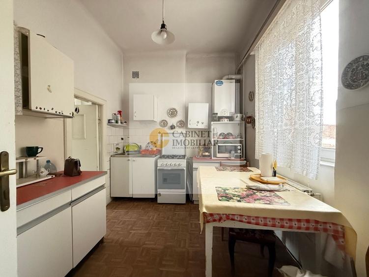 Apartament cu 3 camere circular, mobilat în Gara de Nord