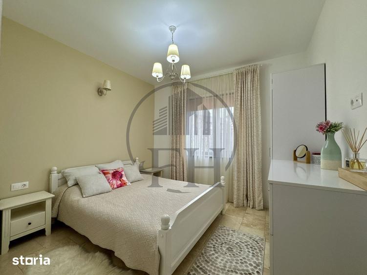 Casă cu 4 camere cu Teren 300 Mp în Agigea
