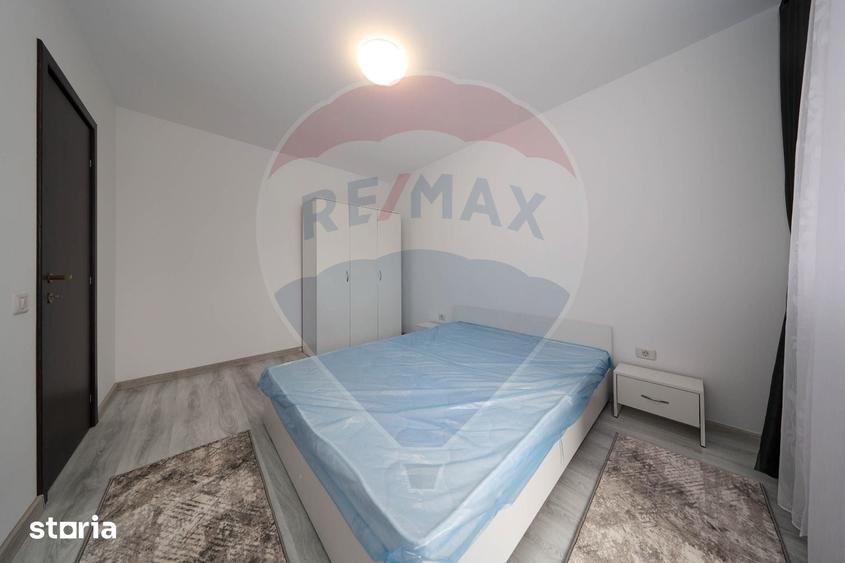 Apartament cu 2 camere semidecomandat în Sânpetru