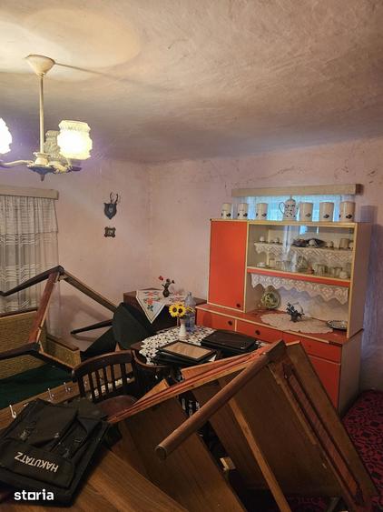 Casa de renovat + 2.900 mp teren, front 38 m potential constructie - 3