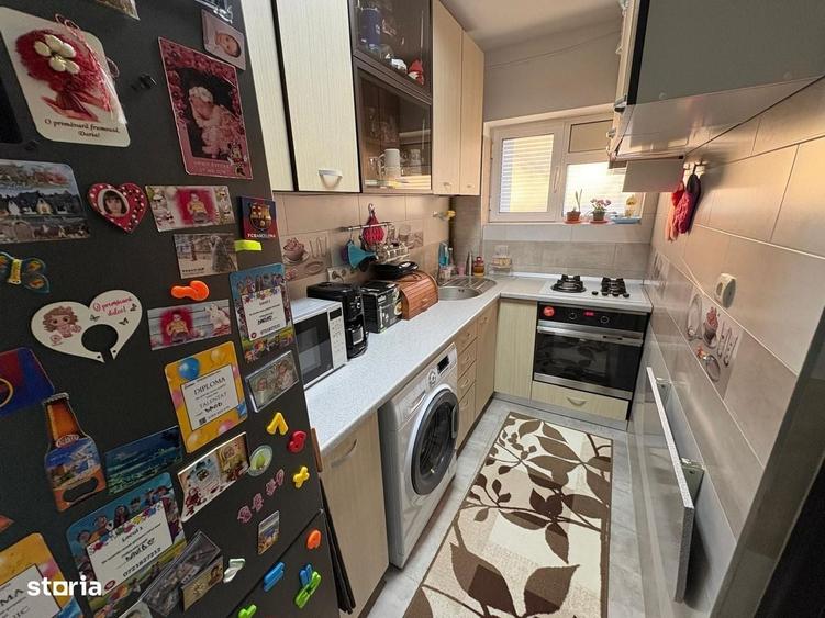 Apartament cu 3 camere decomandat în Jilava