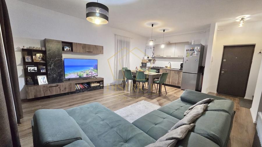 Apartament cu 2 camere semidecomandat, mobilat în Giroc