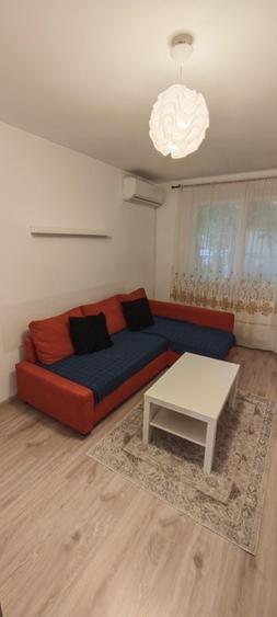 Apartament cu 2 camere decomandat în Runcu