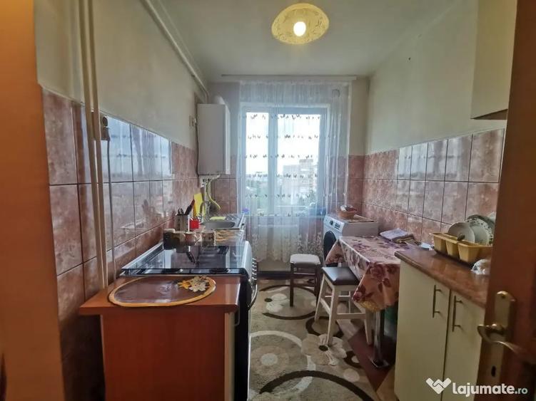 Apartament cu 2 camere decomandat în George Enescu
