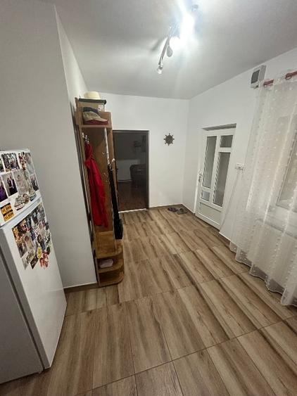 Casă individuală cu 3 camere cu Teren 1064 Mp în Cobadin