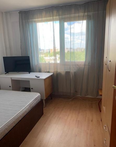 Apartament cu 2 camere decomandat în Militari — fotografia 1