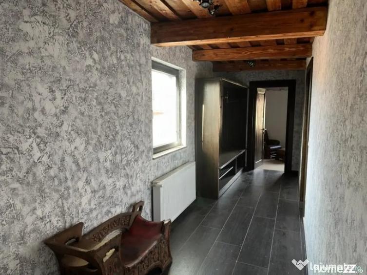 Casă cu 6 camere cu Teren 300 Mp în Rădăuți