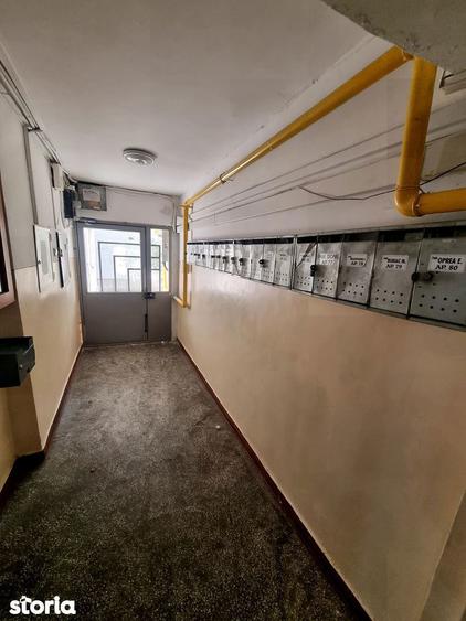 Apartament cu 4 camere decomandat în Tomis Nord