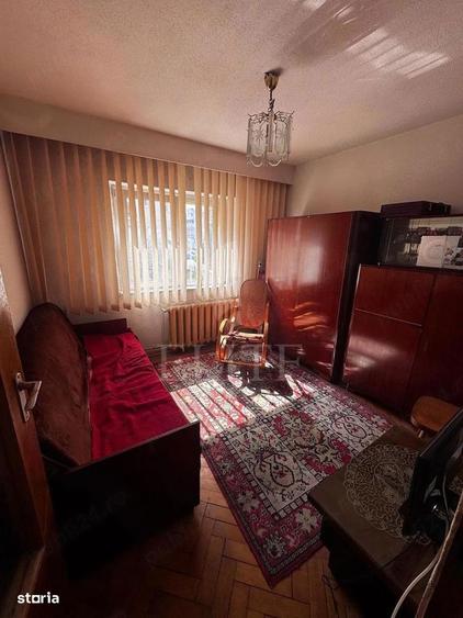 Apartament cu 4 camere decomandat în Mărăști