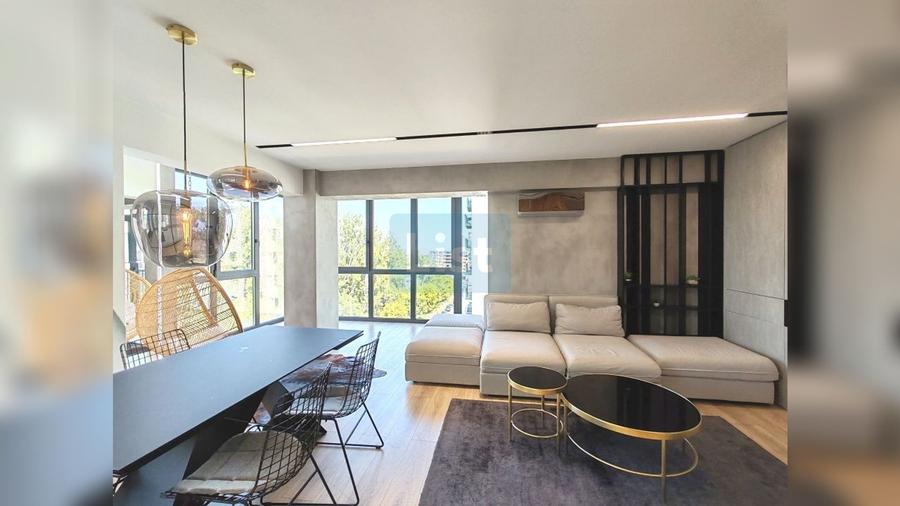 Apartament cu 2 camere semidecomandat, mobilat în Sopor