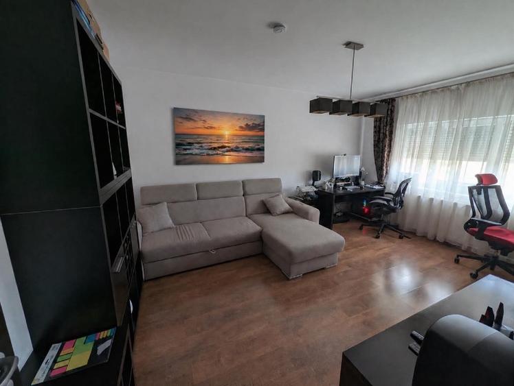 Apartament cu 2 camere decomandat, mobilat în Bucium