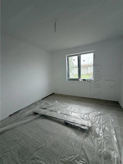 Albina - Duplex toate utilitatile - llanga asfalt - 9