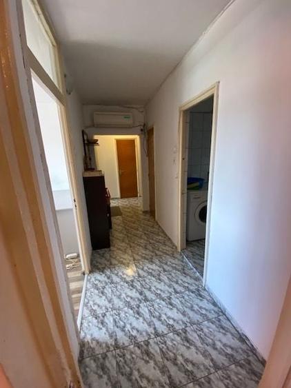 Apartament cu 2 camere decomandat în Colentina