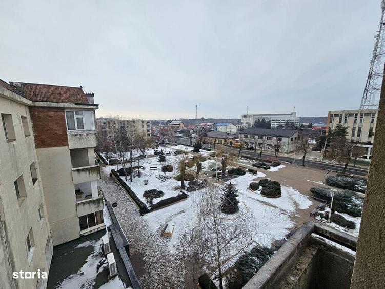 Apartament 3 camere, Ultracentral, Costesti - 14