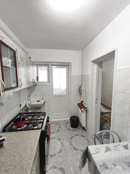 Apartament 3 camere+boxa, etaj 3, zona Hurmuzachi, Radauti - 7
