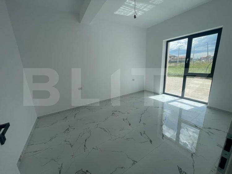 Apartament cu 2 camere semidecomandat în Giroc — fotografia 3