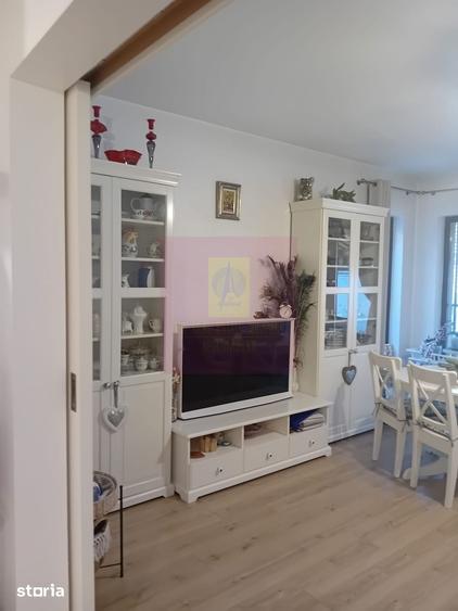 Casă cu 5 camere cu Teren 240 Mp în Cișmigiu