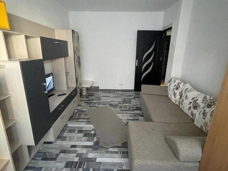 Garsonieră decomandată în Găvana