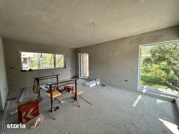 Casă cu 5 camere cu Teren 600 Mp în Baciu