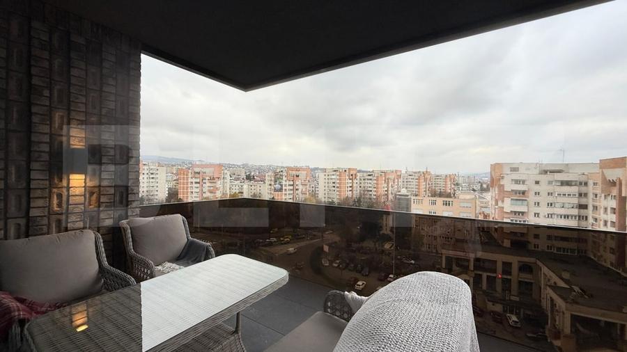 Apartament cu 4 camere decomandat, mobilat în Gheorgheni