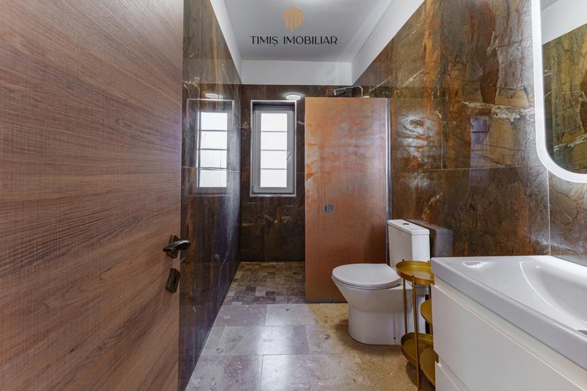 Duplex cu 6 camere cu Canalizare în Dumbrăvița