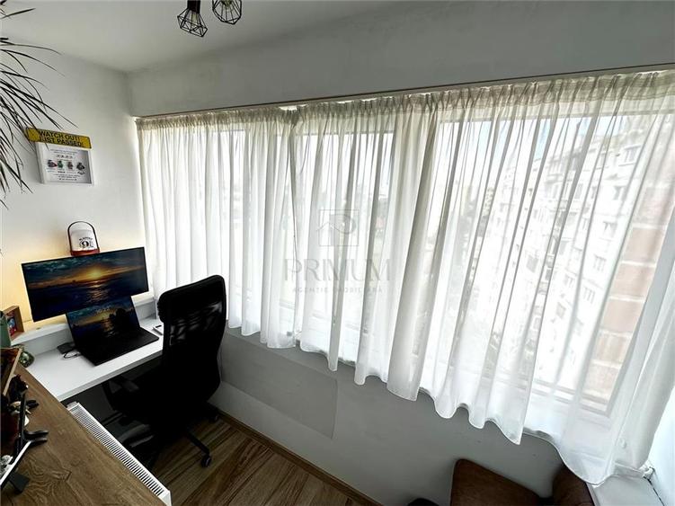 Apartament cu 4 camere decomandat, mobilat în Gheorghe Lazăr