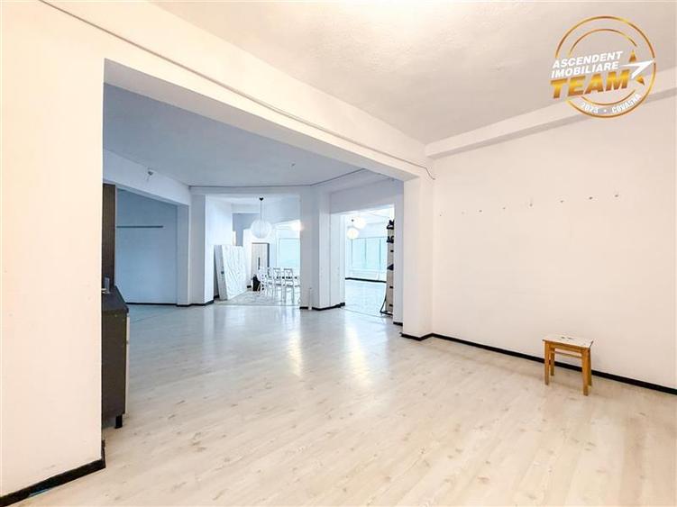 Spațiu comercial, de 553 mp, în Central