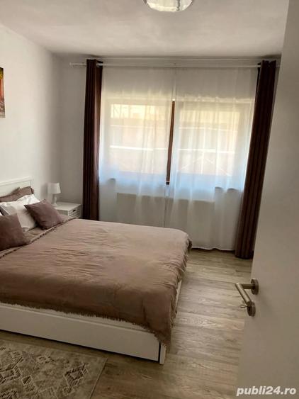 Apartament cu 3 camere decomandat în Sânpetru