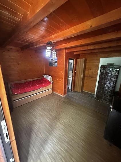 Casă cu 3 camere cu Teren 2200 Mp în Nireș