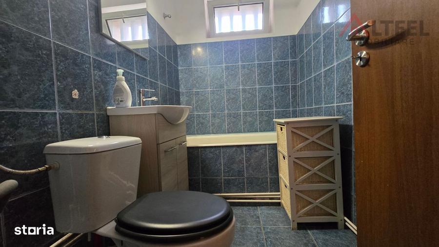 Apartament cu 4 camere decomandat, mobilat în Central