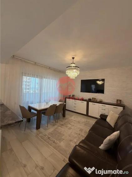 Apartament cu 3 camere decomandat în Central