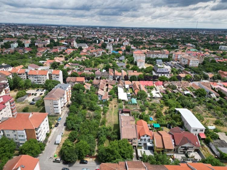 Teren Construcții intravilan de 674 mp, în Steaua