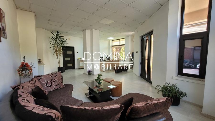 Spațiu comercial, de 71 mp, în Central