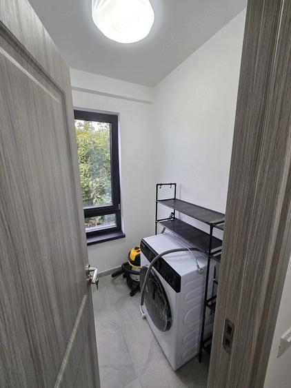 Apartament cu 2 camere decomandat în Micro 17
