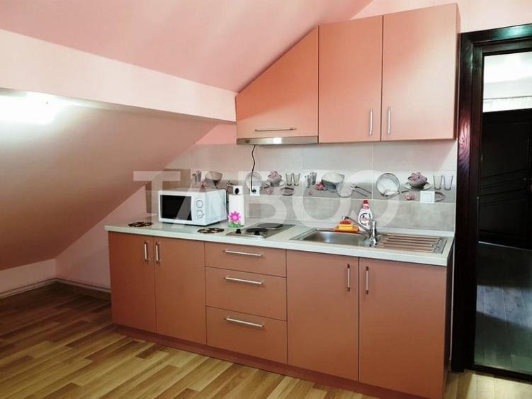Apartament de inchiriat  56 mpu 2 camere mansarda in vila Selimbar - 10