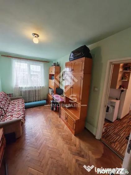 Apartament cu 3 camere decomandat în Central