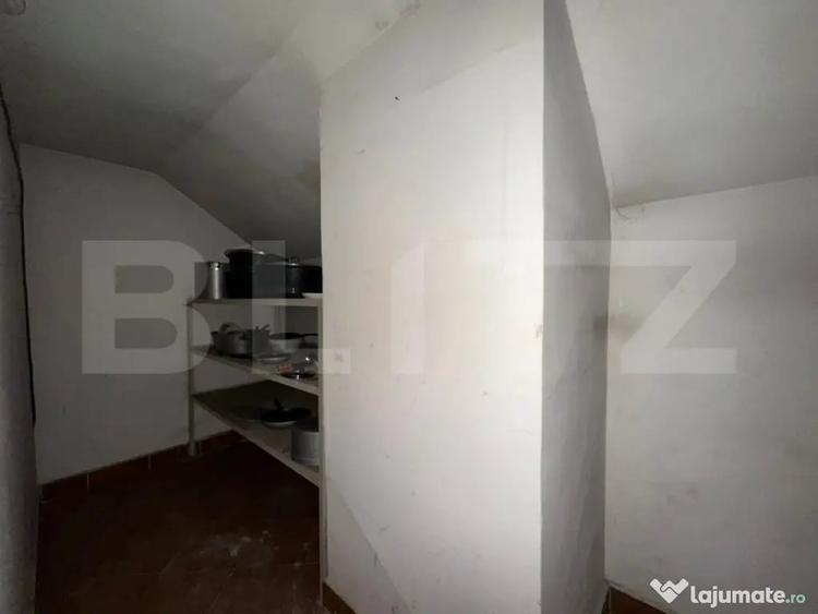 Casă cu 8 camere cu Teren 371 Mp în Dorobanți