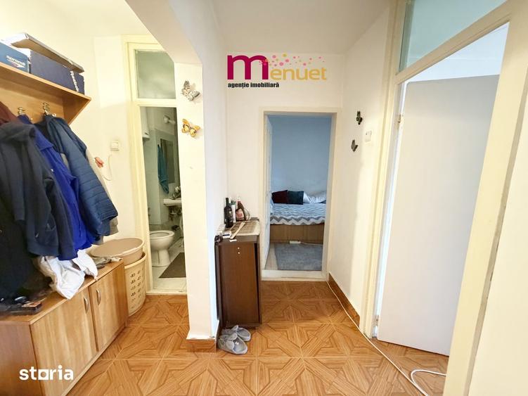 Apartament cu 2 camere decomandat în Faleză