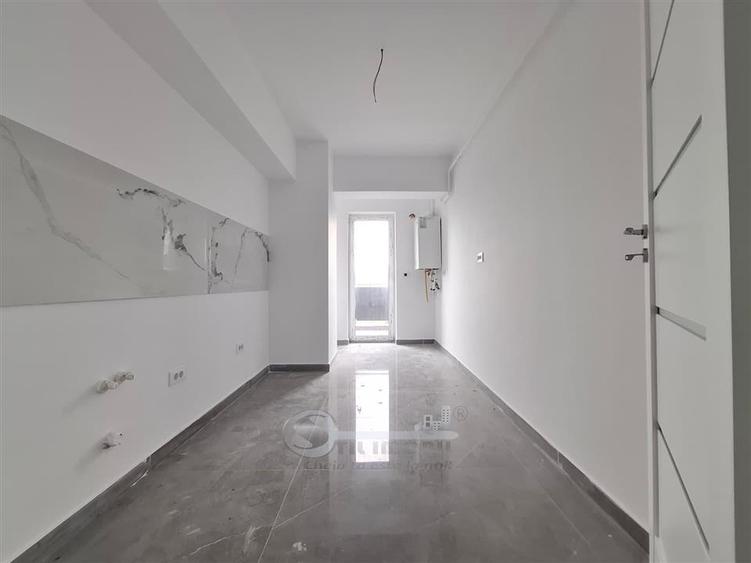 Apartament cu 3 camere decomandat în Galata