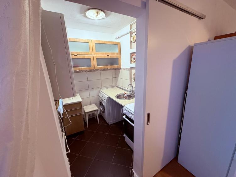 Apartament cu 2 camere nedecomandat în Podu Roș