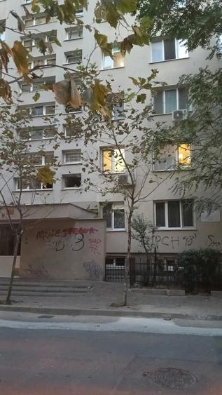 Apartament cu 2 camere decomandat în Ozana