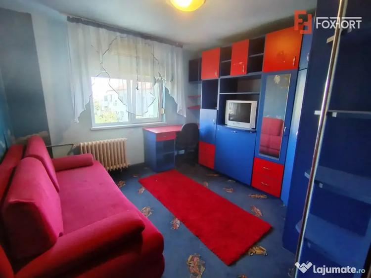 Apartament cu 2 camere decomandat în Girocului