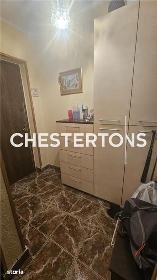 Apartament cu 3 camere decomandat, mobilat în 13 Septembrie