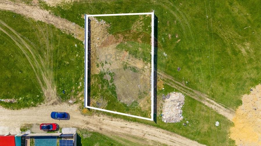 Teren Construcții intravilan de 500 mp, în Nord-Vest