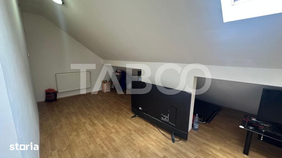 Apartament cu 4 camere decomandat în Terezian