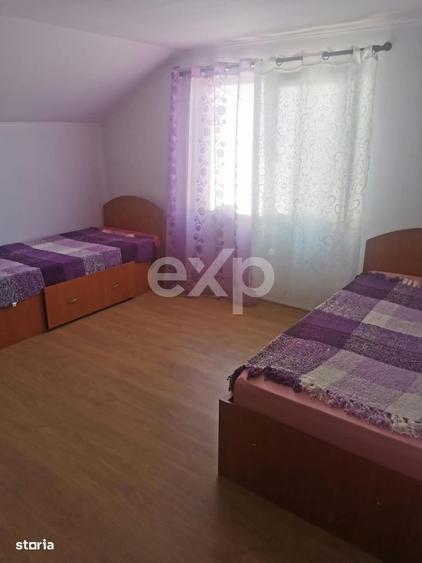 Casă cu 4 camere în Ungureni