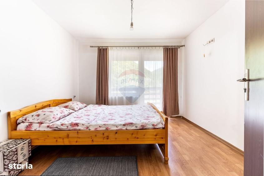 Casă cu 4 camere cu Teren 500 Mp în Măguri