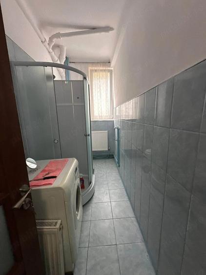 De vanzare apartament cu 2 camere, etajul 1, zona Restaurantului Bradu, 2 boxe 49000euro - 6