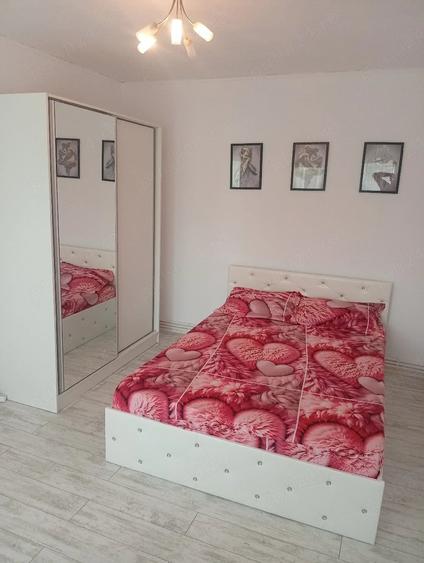Garsonieră decomandată în Zamfirescu